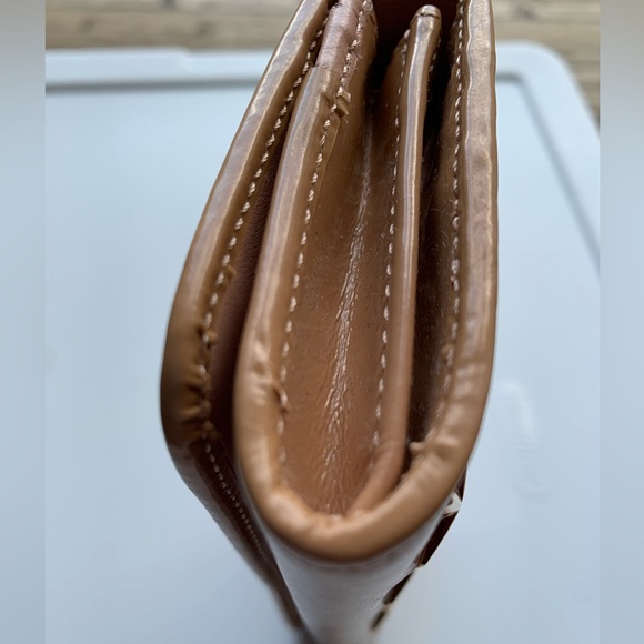 Jimmy Choo Nino Gold Star-Embossed Patent Leather Medium Size Trifold Wallet - Picture 6 of 17